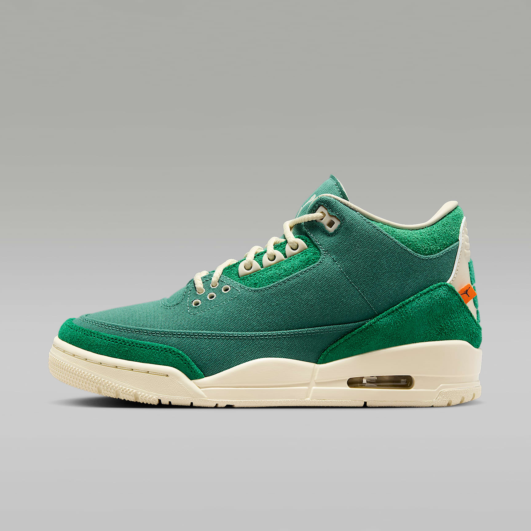 NIKE公式】エア ジョーダン 3 レトロ x ニーナ シャネル アブニー